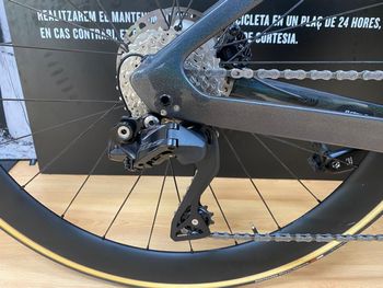 Used Trek SLR P1 Dark prismatic 2022 Road & Gravel, Black — image 4 of 6