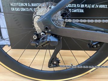 Used Trek SLR P1 Dark prismatic 2022 Road & Gravel, Black — image 4 of 6