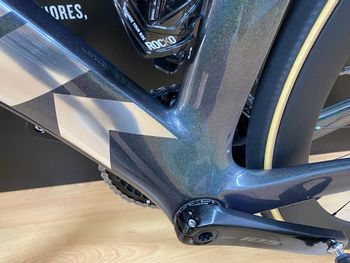 Used Trek SLR P1 Dark prismatic 2022 Road & Gravel, Black — image 5 of 6