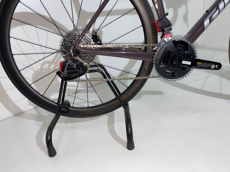 Used Giant Tcr advanced pro 1 ar 2023 Road & Gravel, Purple — image 3 of 3
