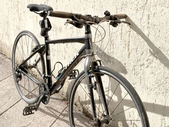 Used Trek 7.6 FX 2010 Road & Gravel, Light Gray — image 7 of 7