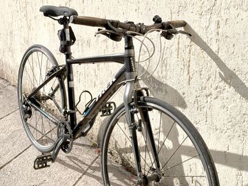 Used Trek 7.6 FX 2010 Road & Gravel, Light Gray — image 7 of 7