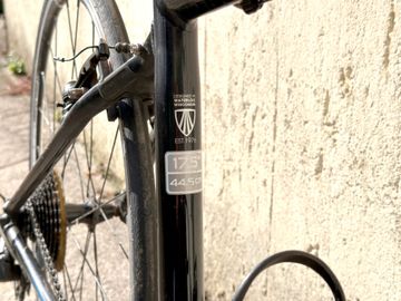 Used Trek 7.6 FX 2010 Road & Gravel, Light Gray — image 5 of 7