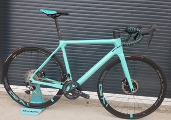 Bianchi, Specialissima Ultegra 2020