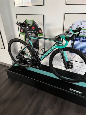 Bianchi - Oltre RC Durace Di2 2023, 2023