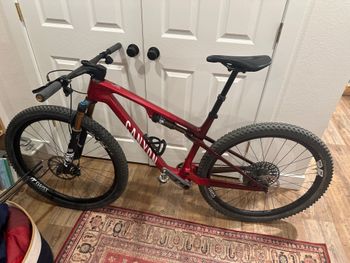 Used Canyon Lux World Cup CF 8 2024 2024 Mountainbike, Red, 29 — image 3 of 6