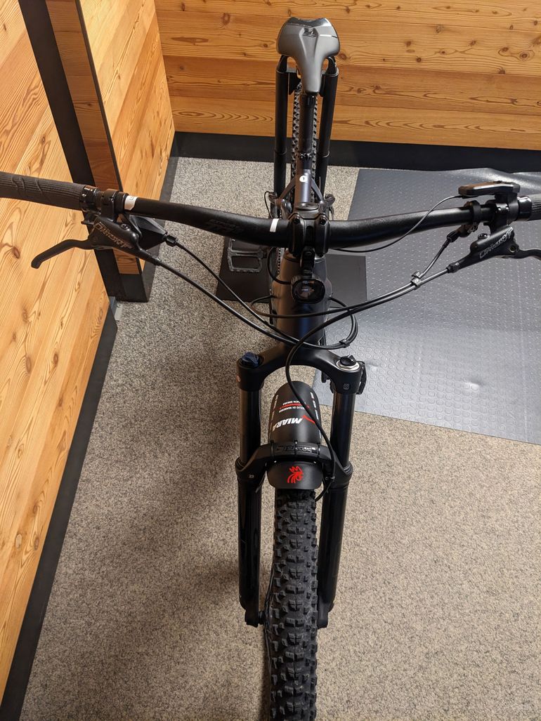 Used Merida eONE-FORTY 475 EQ 2023 2023 Mountainbike — image 2 of 4
