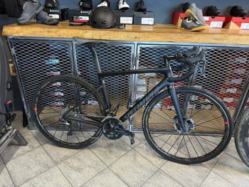 Used Specialized Tarmac SL6 Disc Expert 2020 2020 Road & Gravel, Schwarz — image 1 of 4