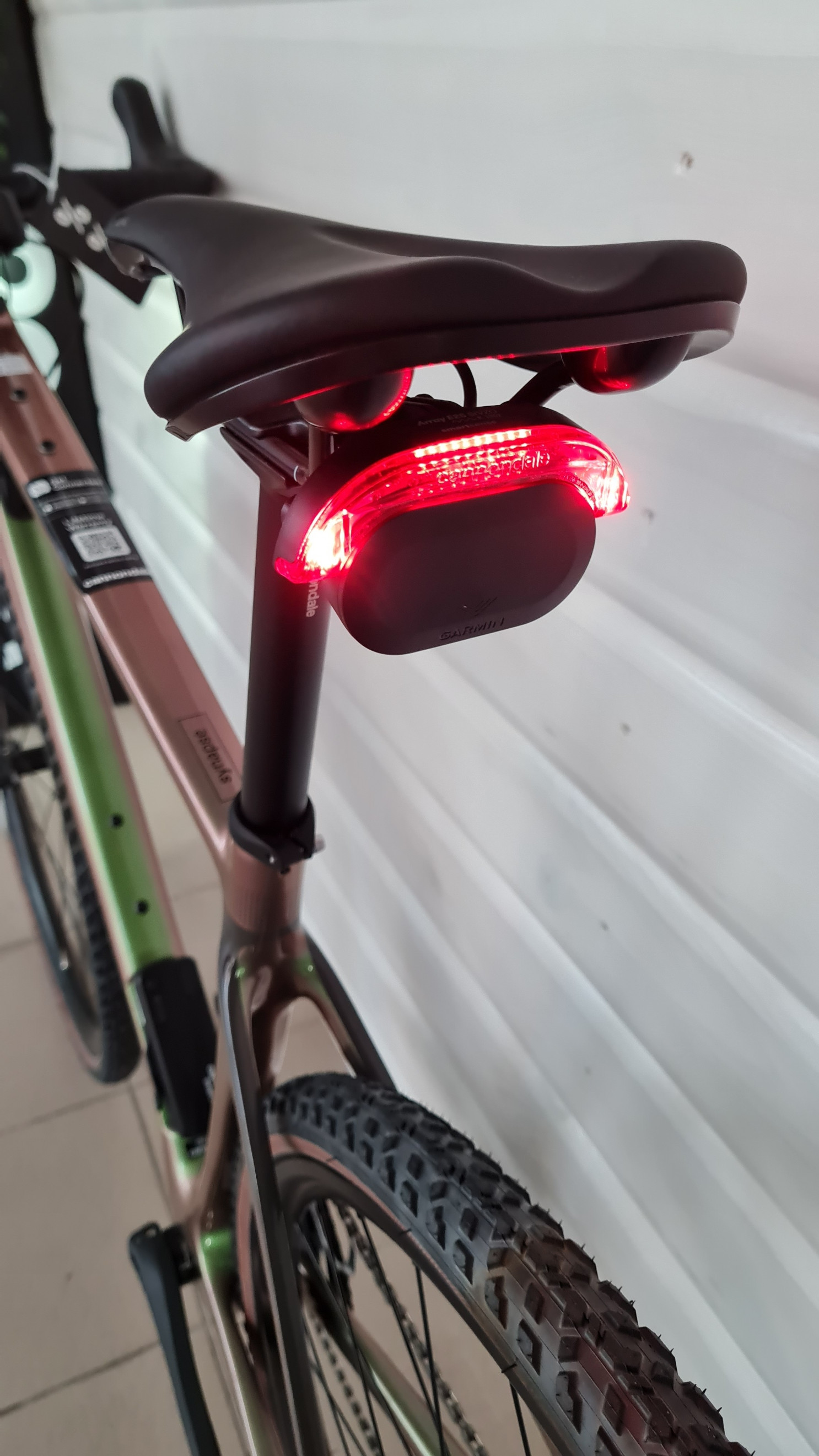 cannondale gravel carbon