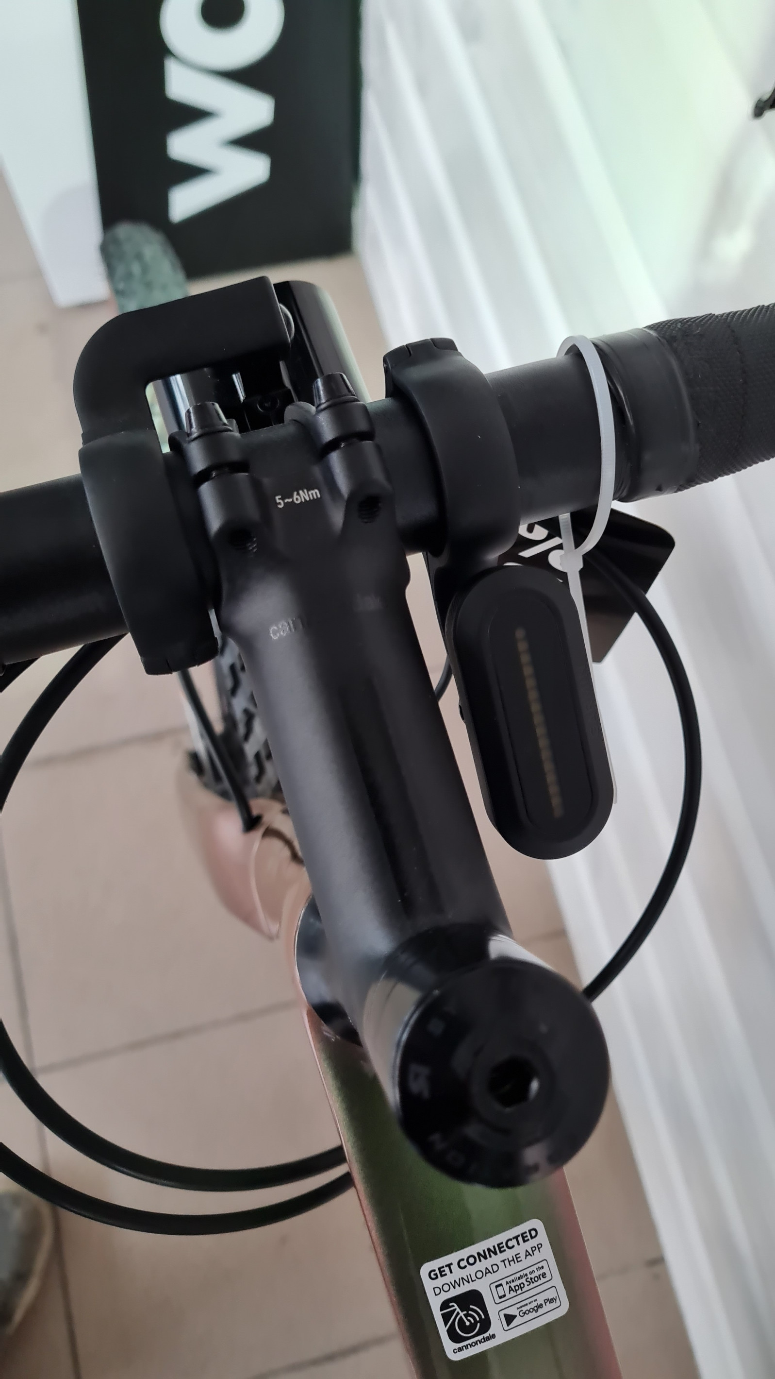 cannondale gravel carbon