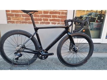 Used Wilier FILANTE SL Ultegra di2 12v 2025 Road & Gravel, Black — image 1 of 6