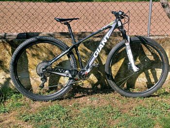 Used Giant XTC Composite 29er 1 (2012) 2011 2011 Mountainbike, Black, 29 — image 1 of 7