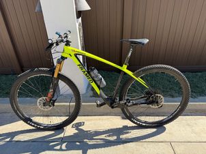 Framed - Marquette Carbon - Mountain 29" 2021, 2021