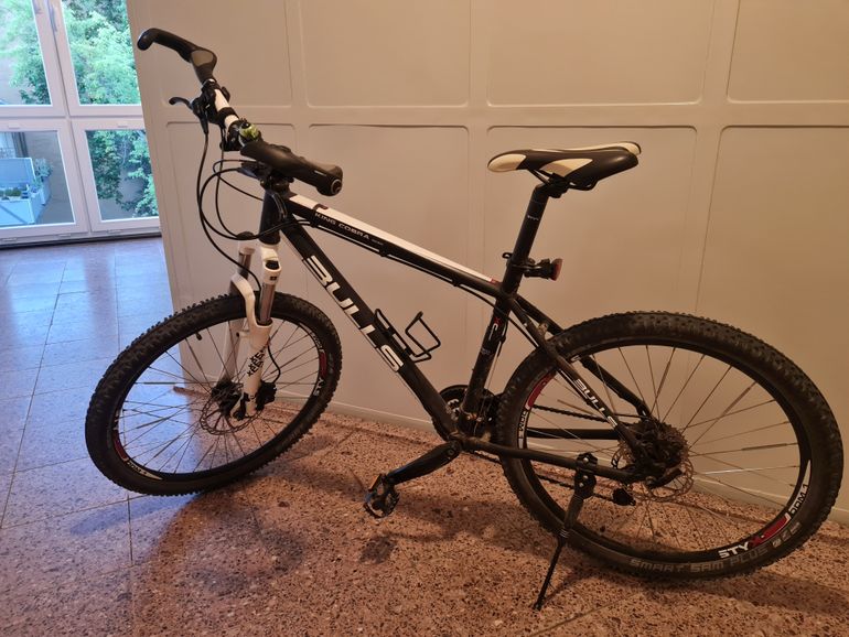 Used BULLS King Cobra 2016 Mountainbike, Nero — image 1 of 3