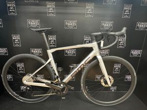 BMC - Roadmachine 01 FOUR 2024, 2024