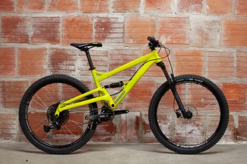 Used Diamondback Atroz 3 2021 2021 Mountainbike, Orange, 27.5 — image 1 of 9