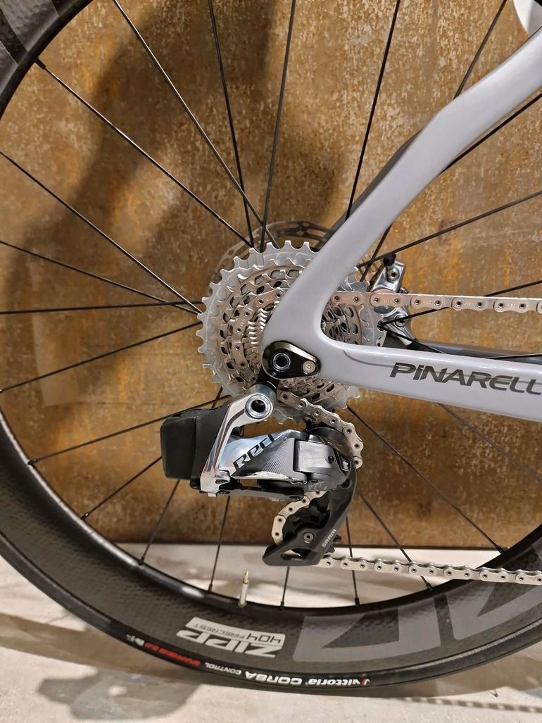 Used Pinarello Dogma F12 2021 Road & Gravel, Light Gray — image 11 of 12