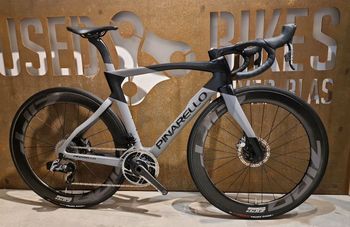 Used Pinarello Dogma F12 2021 Road & Gravel, Light Gray — image 5 of 12