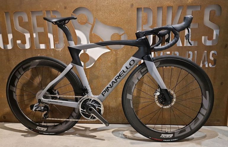 Used Pinarello Dogma F12 2021 Road & Gravel, Light Gray — image 5 of 12