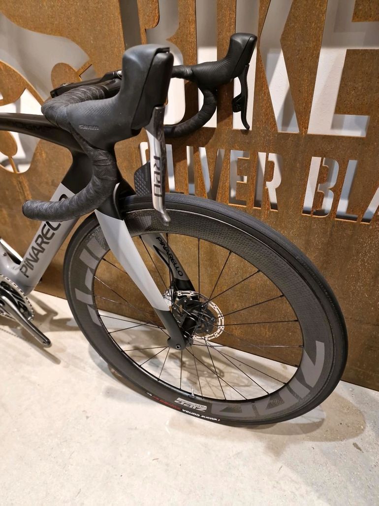 Used Pinarello Dogma F12 2021 Road & Gravel, Light Gray — image 9 of 12