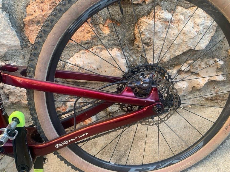 Used BH LYNX RACE CARBON RC LT 7.5 2023 2023 Mountainbike, Red, 29 — image 6 of 9