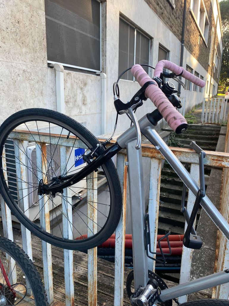 Used DECATHLON RC 100 2023 Road & Gravel, Light Gray — image 4 of 5
