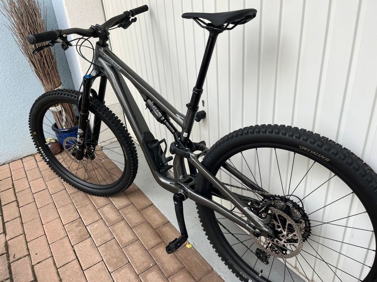 Used Specialized SJ 15 Comp Alloy SMK S4 2025 Mountainbike, Black — image 1 of 4