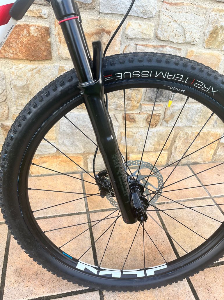 Used Trek Procaliber 9.6 2021 Mountainbike, White — image 6 of 9