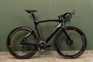 Pinarello - Dogma F12 Disk Dura Ace Di2 Bike, 2020