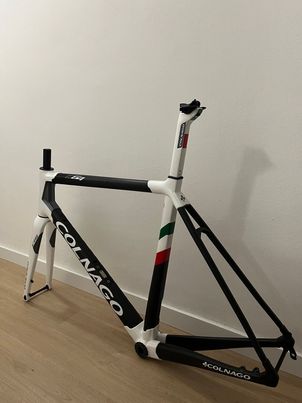 Colnago - C64 Disc Corsa Pro Bike 2022, 2022