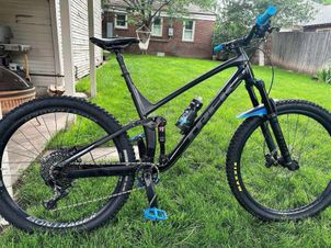 Trek - Fuel EX 8 2020, 2020