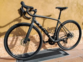 Used Trek Domane AL 5 Gen 3 2023 2023 Road & Gravel — image 1 of 8