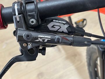 Tweedehands Orbea OIZ M30 2019 2019 Mountainbike — afbeelding 6 van 9