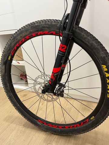 Tweedehands Orbea OIZ M30 2019 2019 Mountainbike — afbeelding 8 van 9
