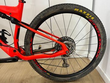 Tweedehands Orbea OIZ M30 2019 2019 Mountainbike — afbeelding 9 van 9