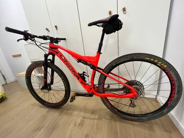 Tweedehands Orbea OIZ M30 2019 2019 Mountainbike — afbeelding 2 van 9