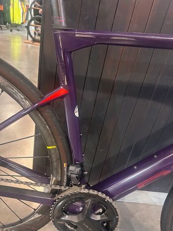 Tweedehands BMC Roadmachine 01 THREE 2023 2023 Road & Gravel — afbeelding 6 van 14