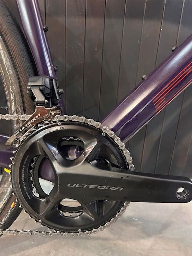 Tweedehands BMC Roadmachine 01 THREE 2023 2023 Road & Gravel — afbeelding 10 van 14