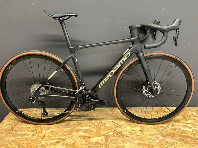 Megamo RAISE 15 SH12 2025