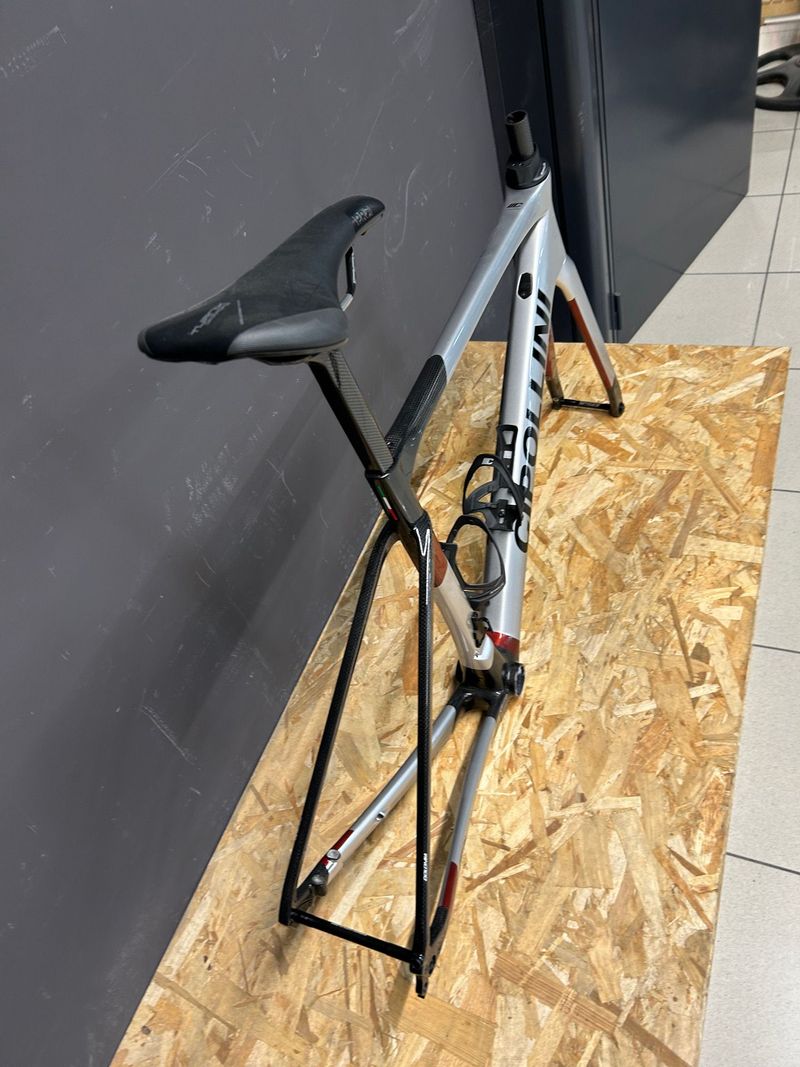 Used Cipollini Dolomia Disc Frameset Frameset 2023 Road & Gravel, Light Gray — image 3 of 6