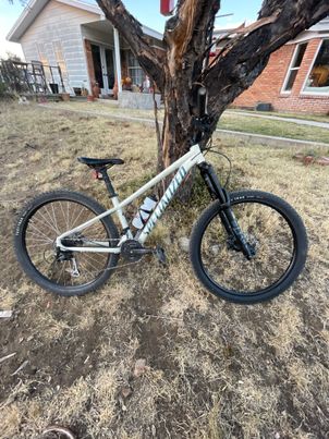 Specialized - Rockhopper 27.5 2023, 2023