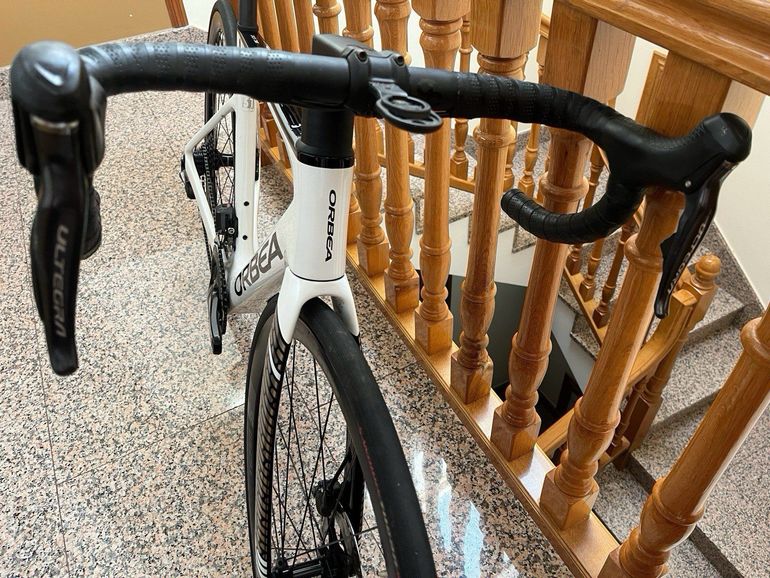 Used Orbea ORCA M20iTEAM 2021 2021 Road & Gravel, White — image 2 of 8