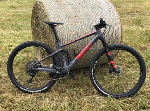 BMC - FOURSTROKE 01 THREE 2019, 2019