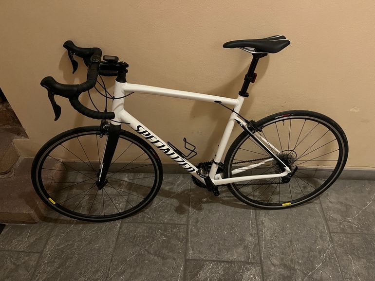 Specialized Allez Sport used in 58 cm buycycle HR