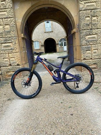 Used Lapierre Spicy CF 7.9 2023 2023 Mountainbike — image 2 of 6
