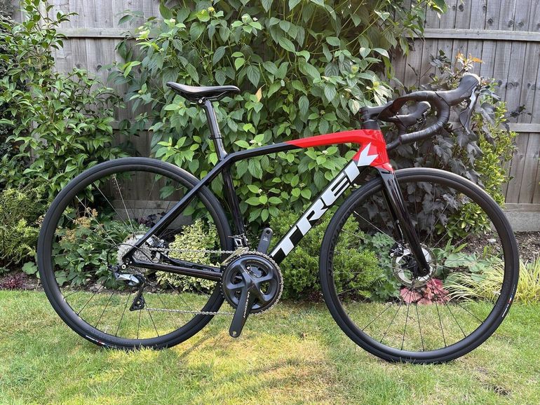 Used Trek Trek Emonda SL6 Pro 2022 2022 Road & Gravel, Black — image 1 of 8