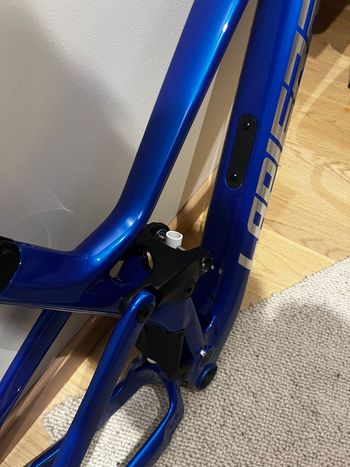 Used Lapierre Spicy Team CF 2023 Mountainbike, Blue — image 4 of 6
