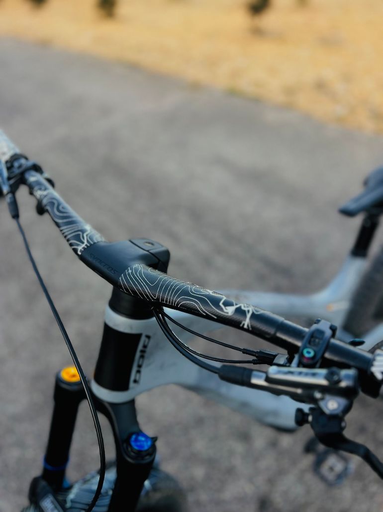 Used Bold Unplugged Ultimate 2023 2023 Mountainbike — image 9 of 13