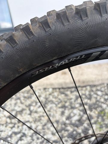 Used Specialized Stumpjumper Comp 2022 2022 Mountainbike, Black, 29 — image 8 of 13