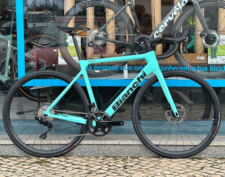 Bianchi sprint 105 road bike 2021 sale